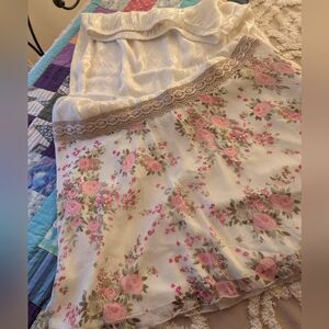 Vintage Floral & lace maxi skirt, L - XL, very boho gypsy!
